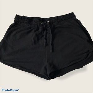 Ambiance Women shorts SZ Large